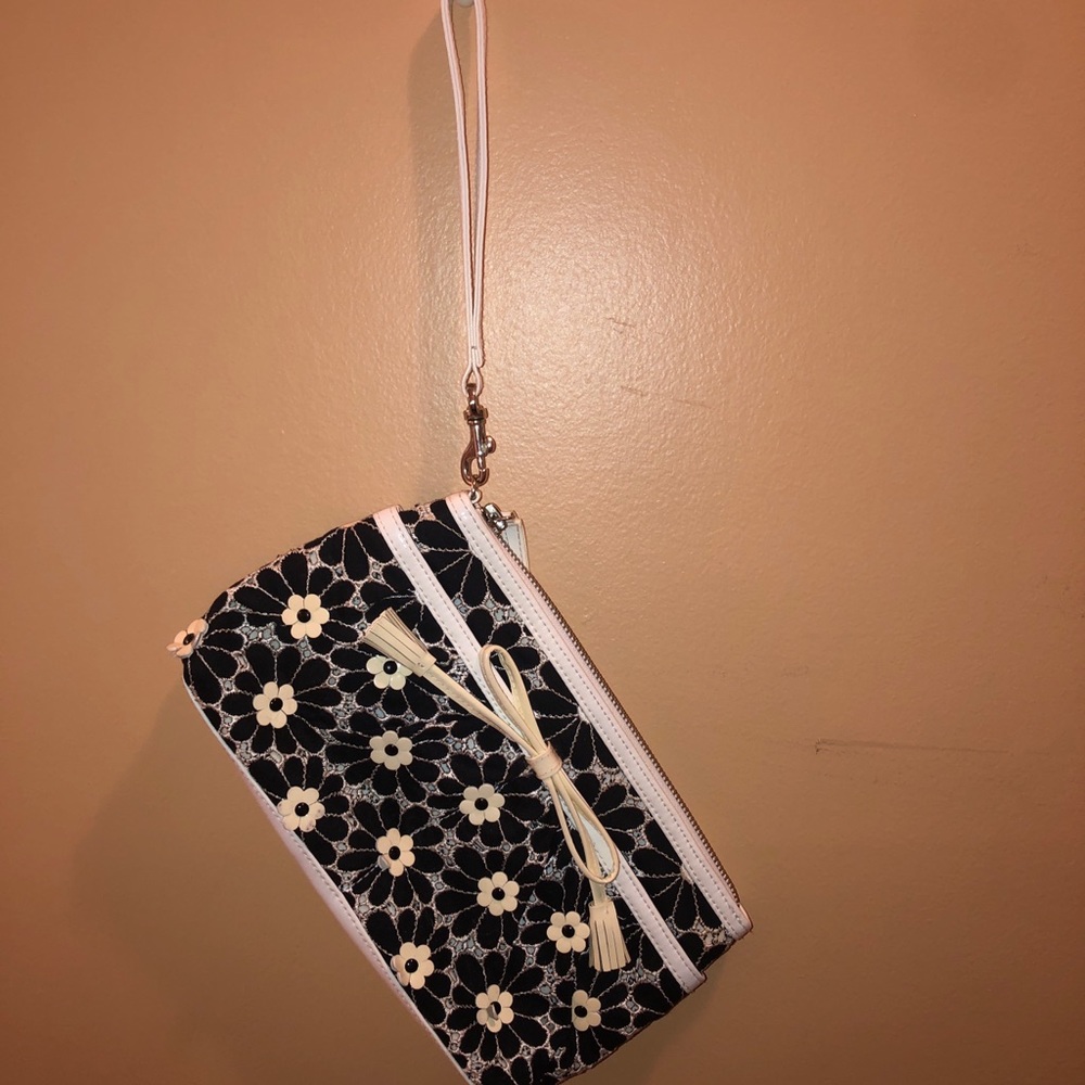 Black + White flowered wristlet